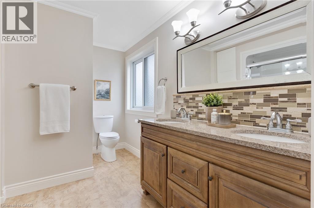 96 Endeavour Drive, Cambridge, ON