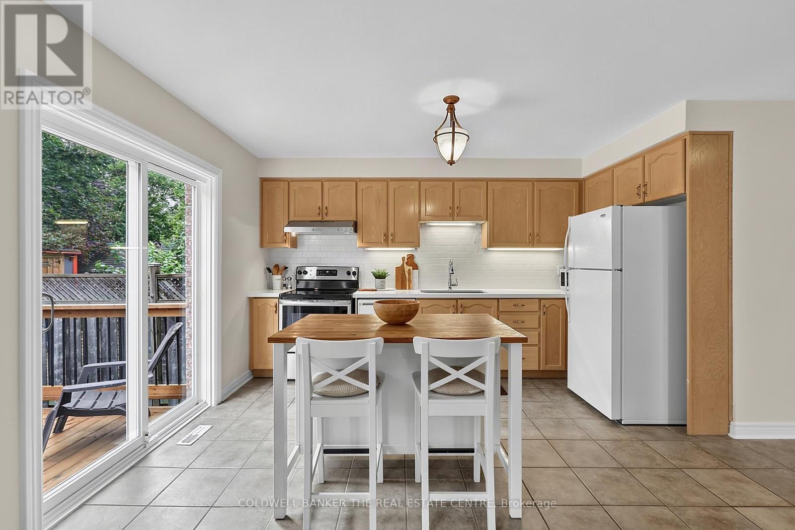 37 Rainbow Court, Georgina, ON