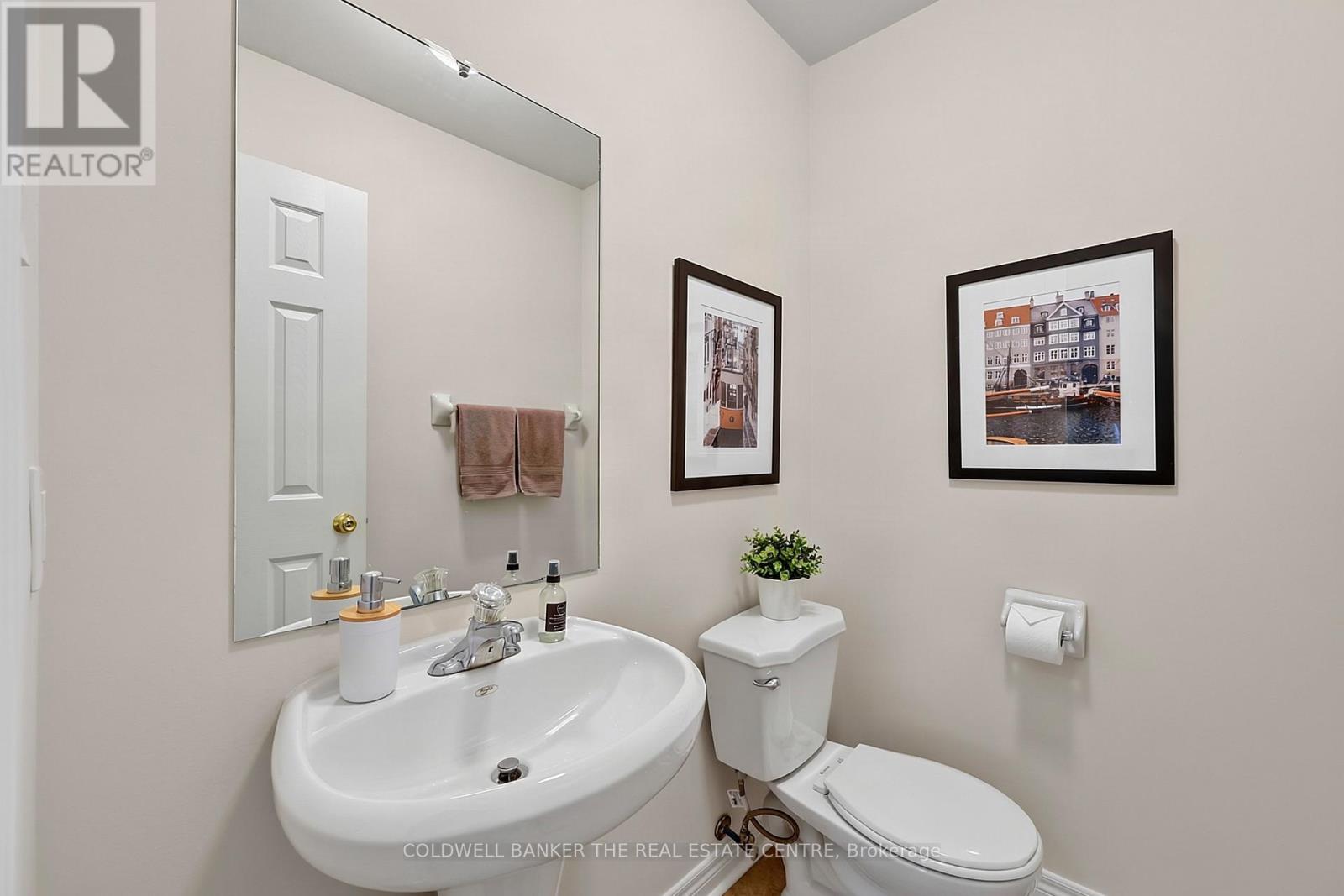 37 Rainbow Court, Georgina, ON