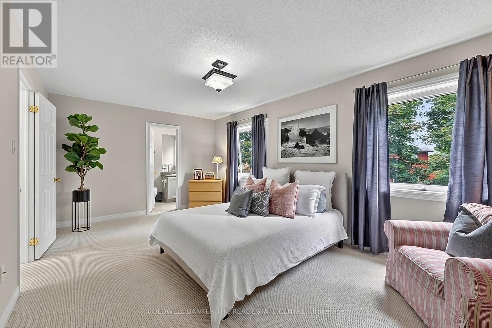 37 Rainbow Court, Georgina, ON
