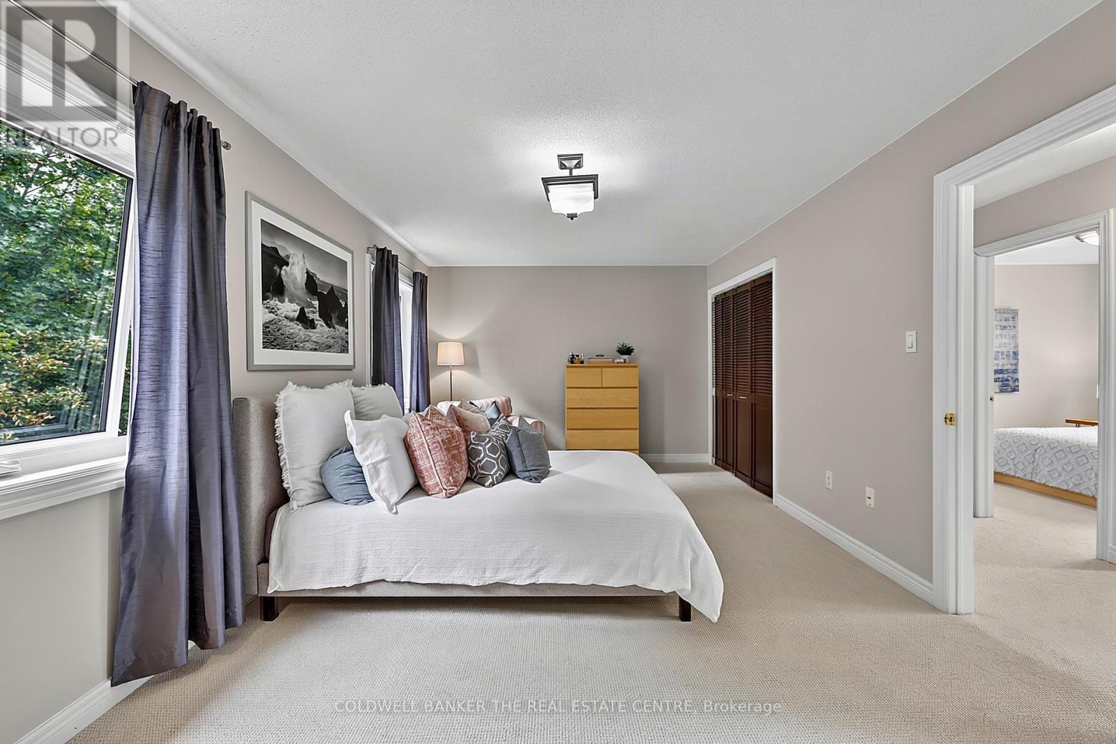 37 Rainbow Court, Georgina, ON