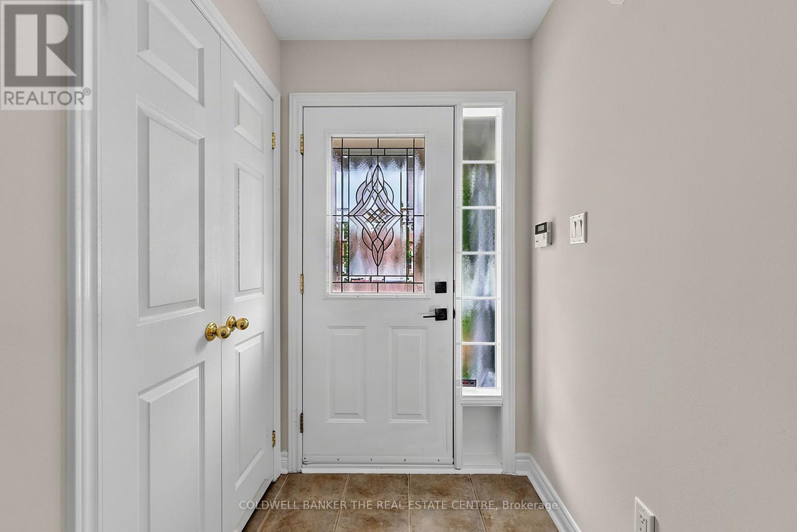 37 Rainbow Court, Georgina, ON