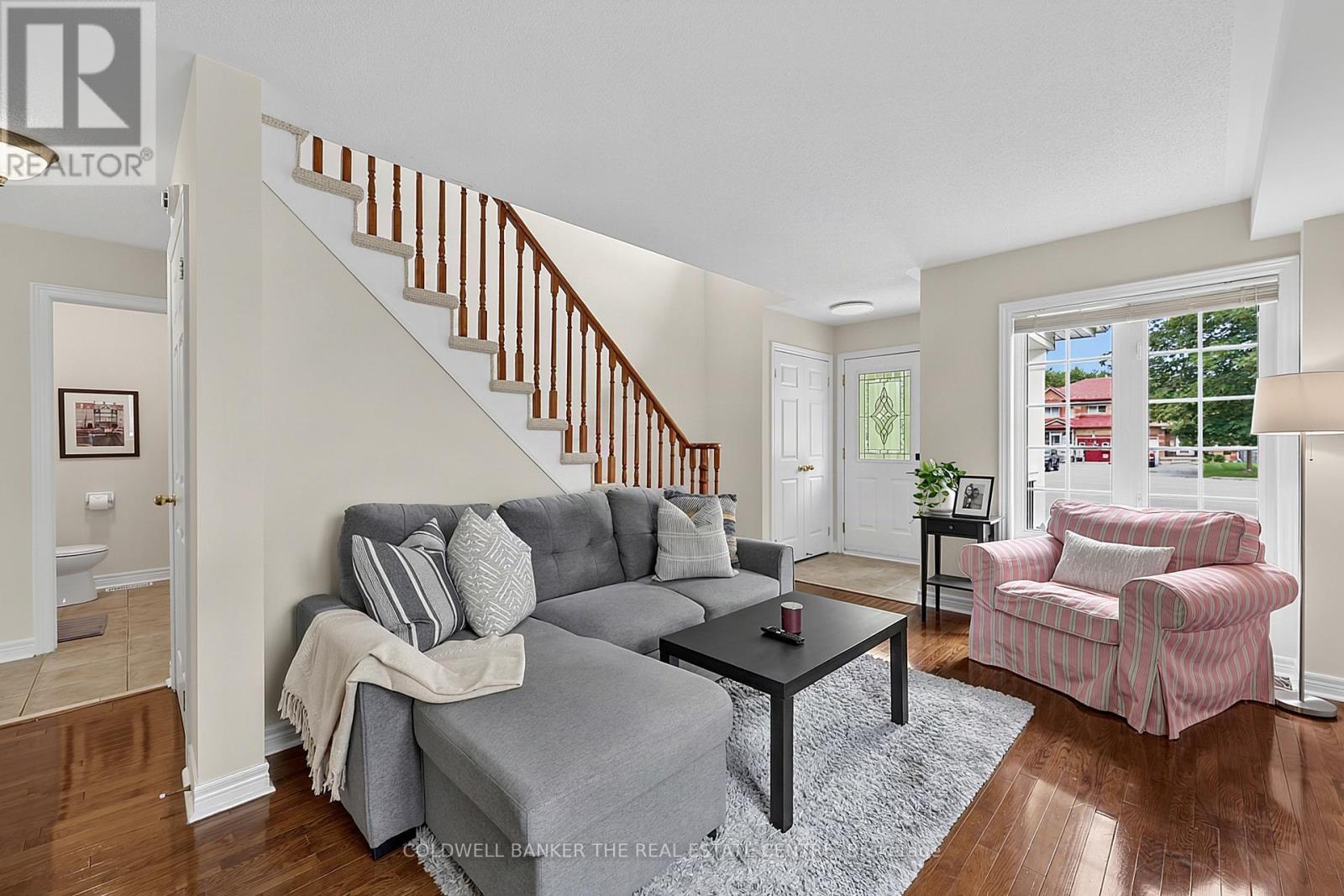 37 Rainbow Court, Georgina, ON