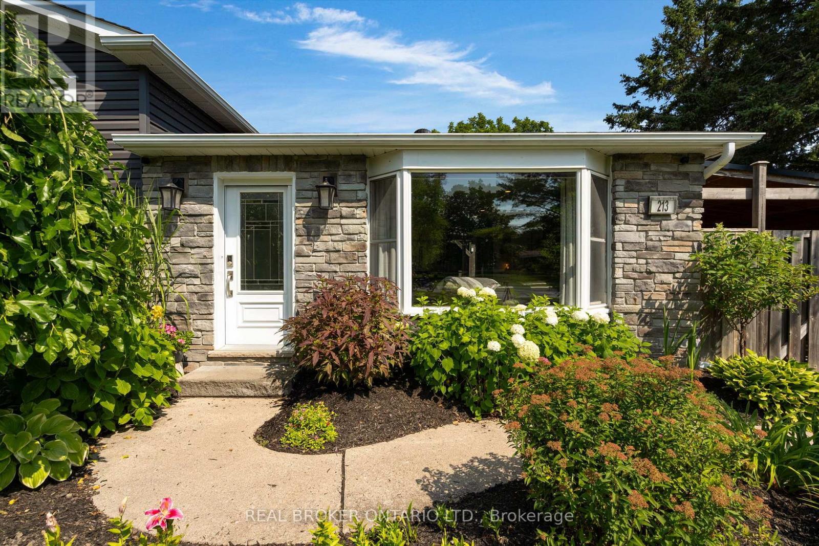 213 Centre Street, Essa, ON