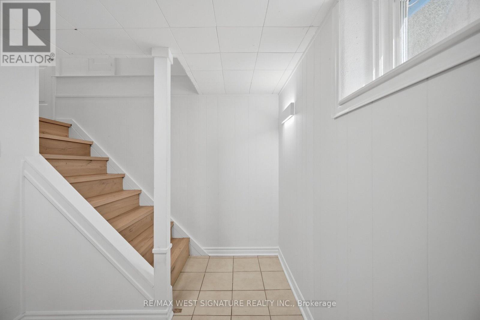 55 John Street, Caledon, ON