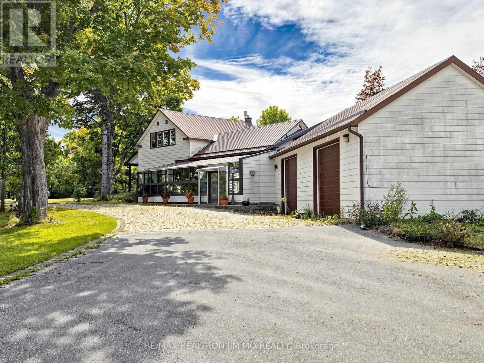 660 Fourth Line, Otonabee-South Monaghan, ON