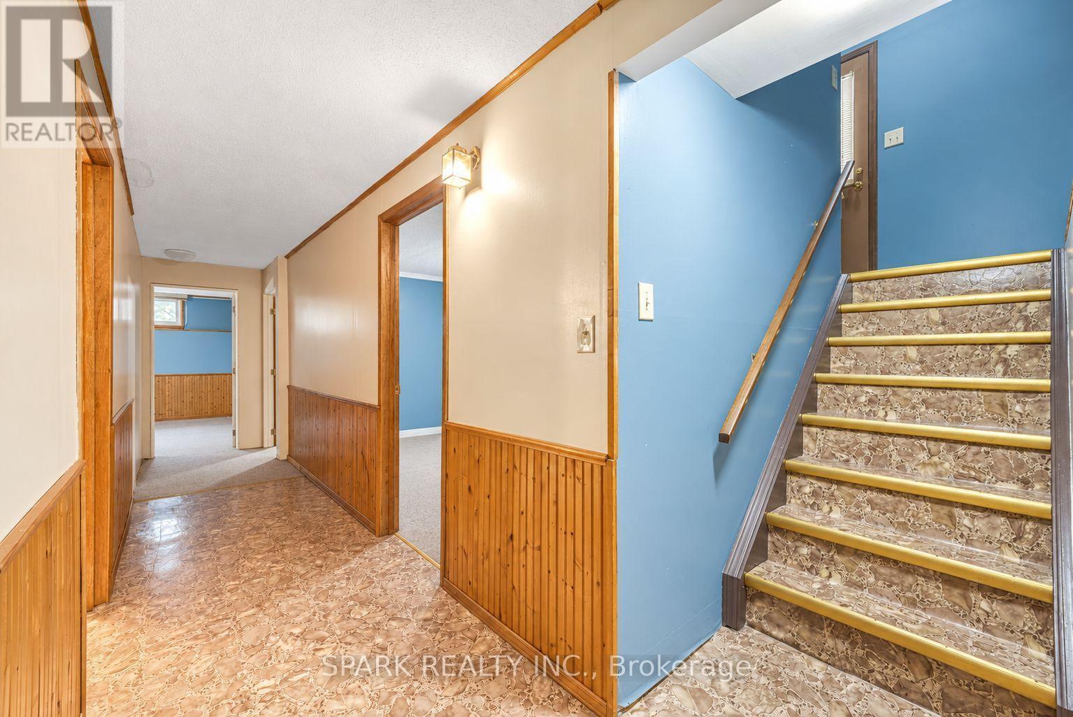 28 Lampman Crescent, Thorold, ON