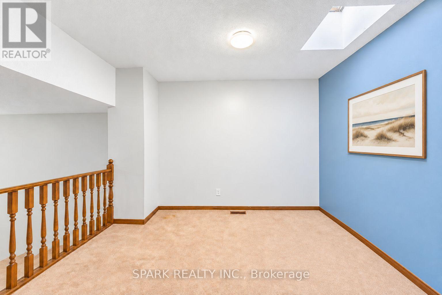 28 Lampman Crescent, Thorold, ON