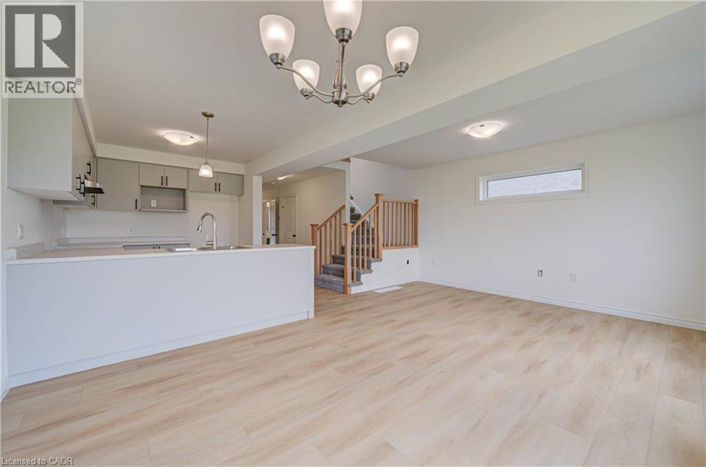61 Newstead Road, Paris, ON
