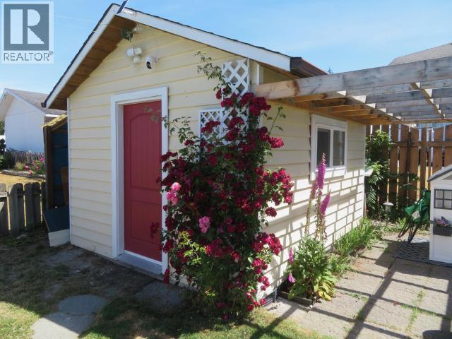 4678 Ontario Ave, Powell River, BC