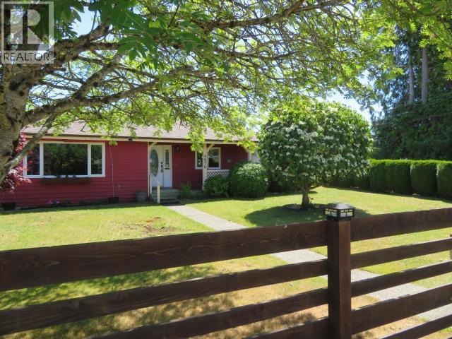 4678 Ontario Ave, Powell River, BC
