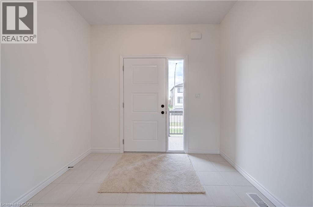 10 Munn Crescent, Paris, ON