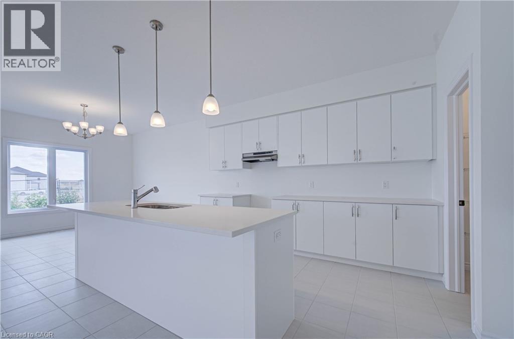10 Munn Crescent, Paris, ON
