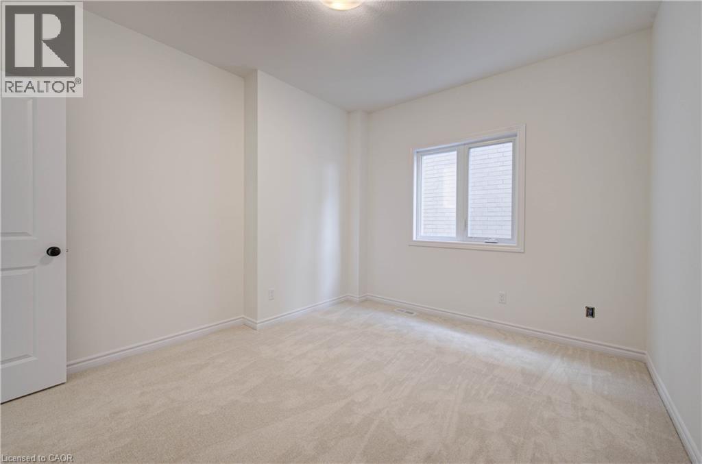 10 Munn Crescent, Paris, ON
