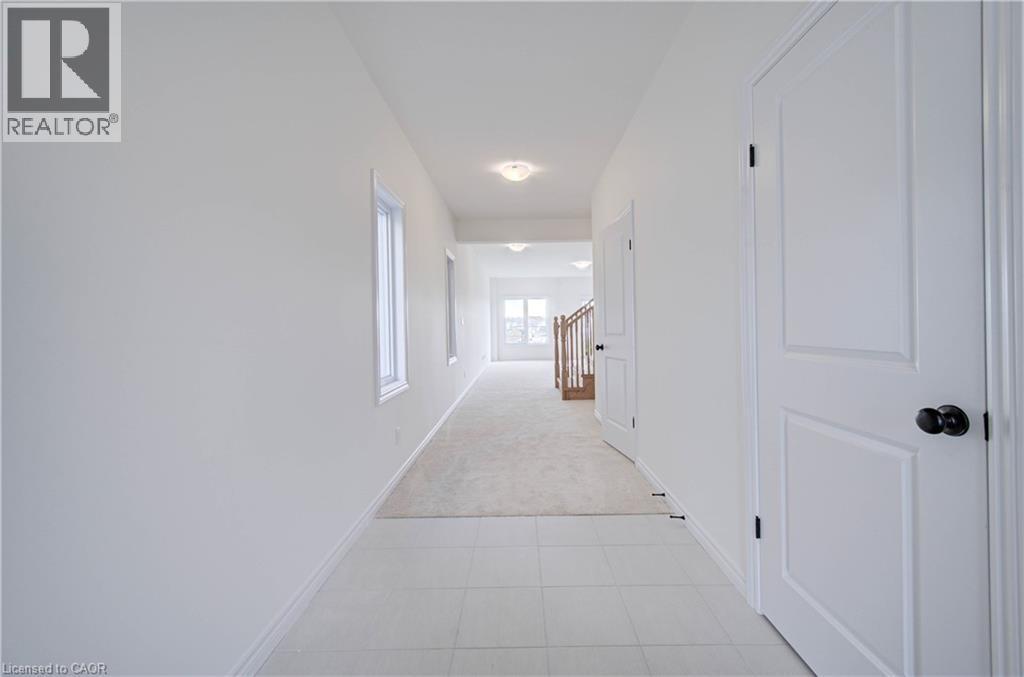 10 Munn Crescent, Paris, ON