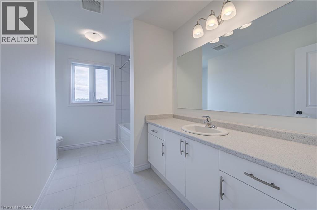 10 Munn Crescent, Paris, ON