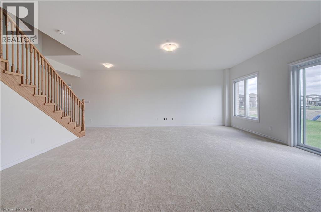 10 Munn Crescent, Paris, ON