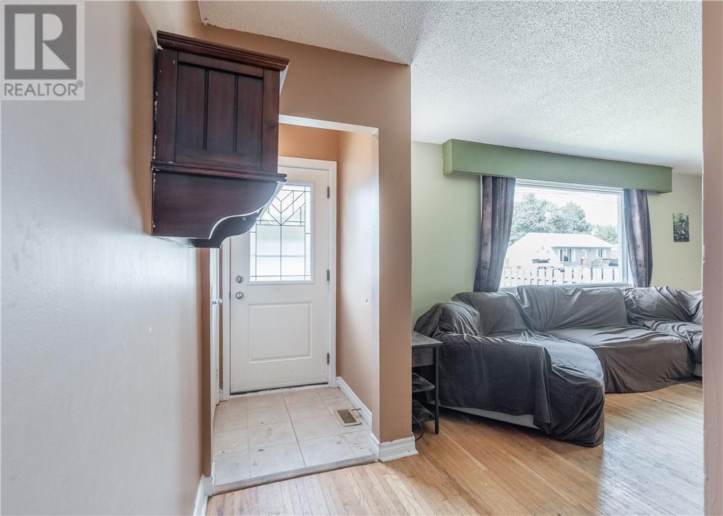4 Campbell Street, Onaping, ON