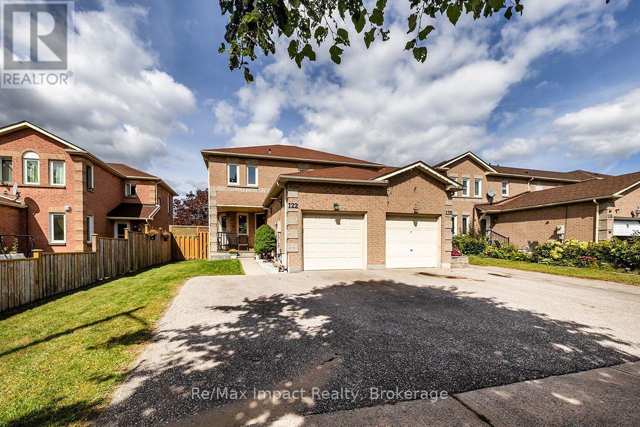 122 Wright Crescent, Ajax (Central), ON