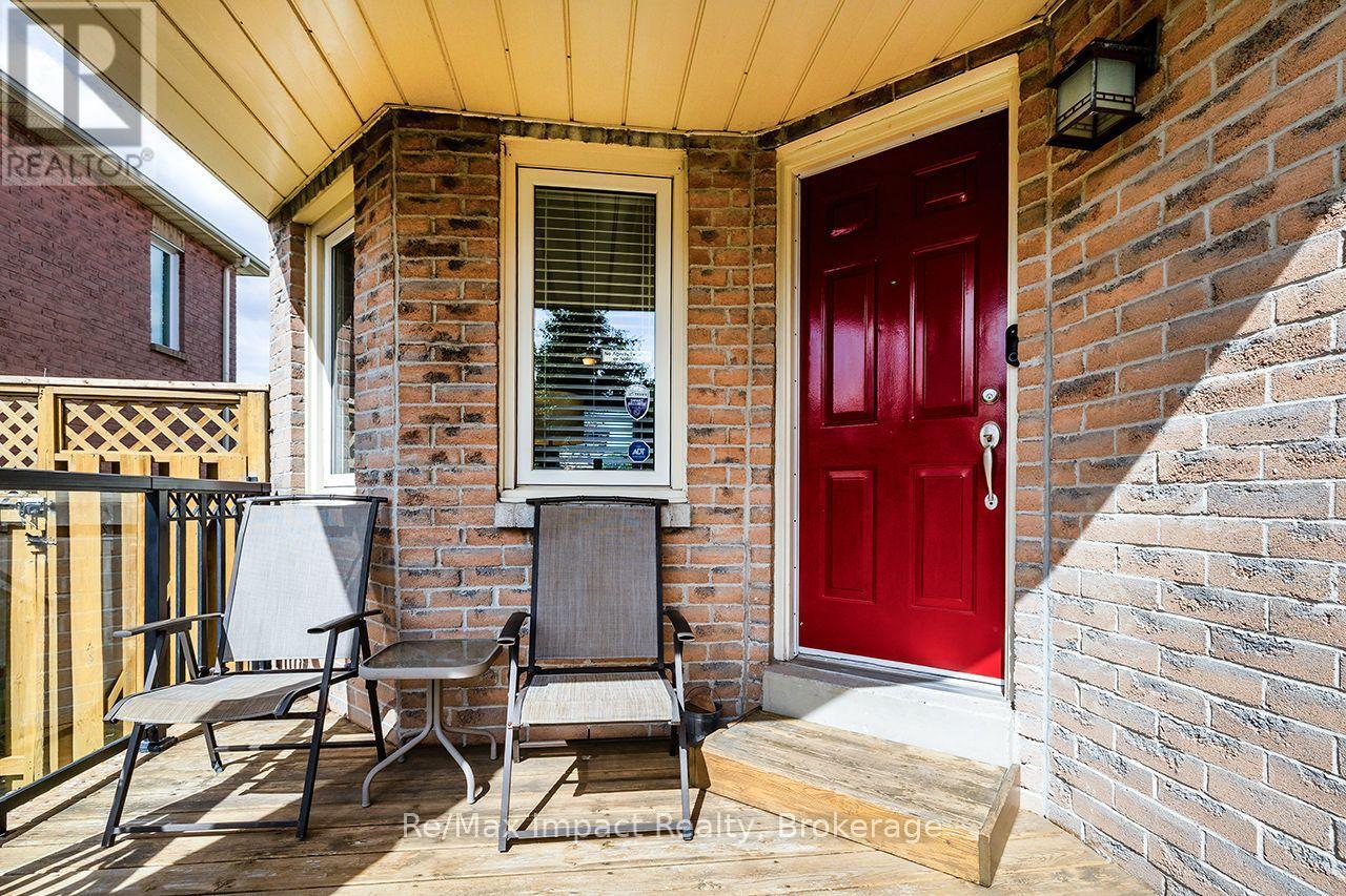 122 Wright Crescent, Ajax (Central), ON