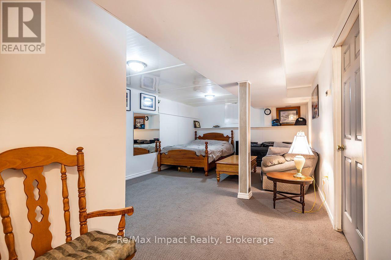122 Wright Crescent, Ajax (Central), ON