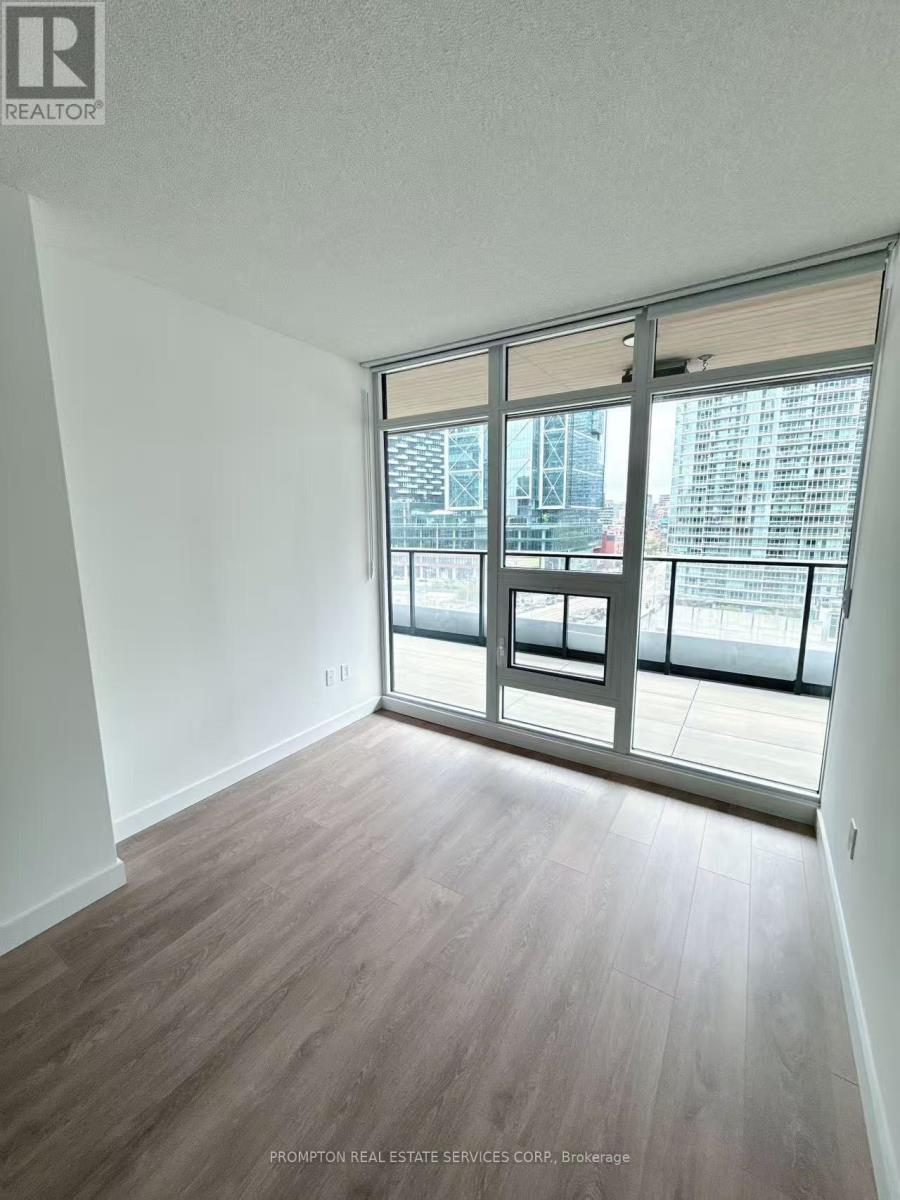 931 - 3 Concord City Place Way, Toronto, ON