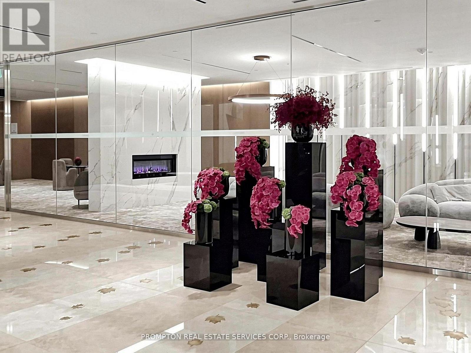 931 - 3 Concord City Place Way, Toronto, ON
