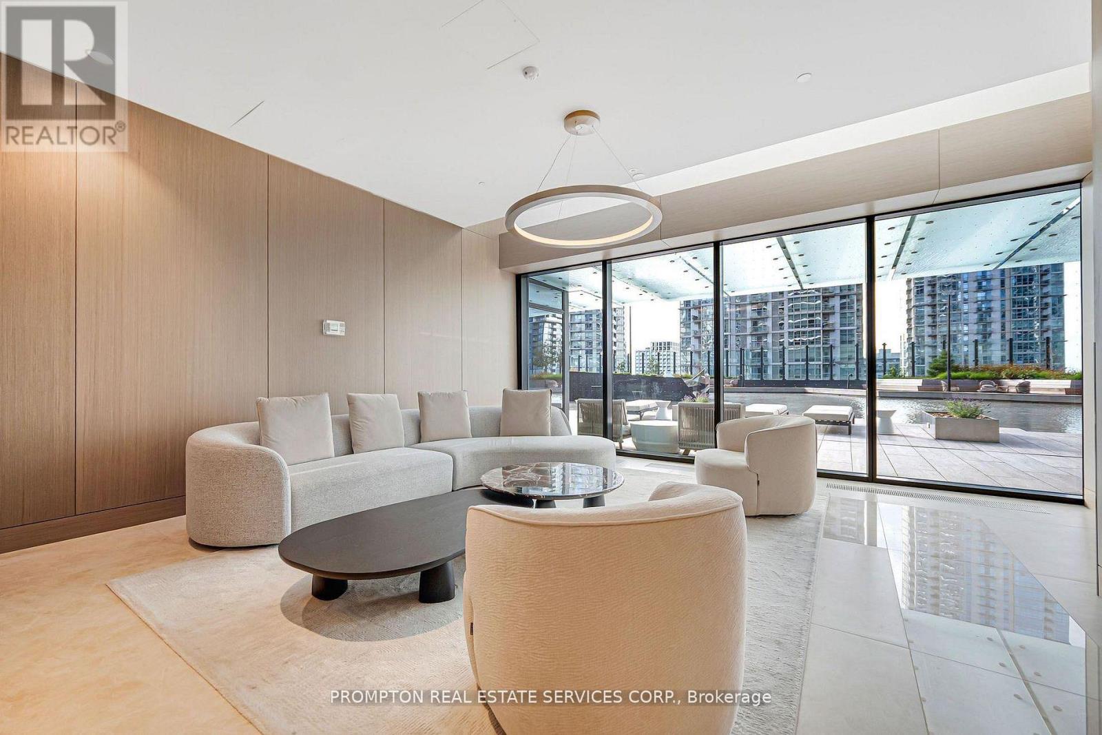 931 - 3 Concord City Place Way, Toronto, ON