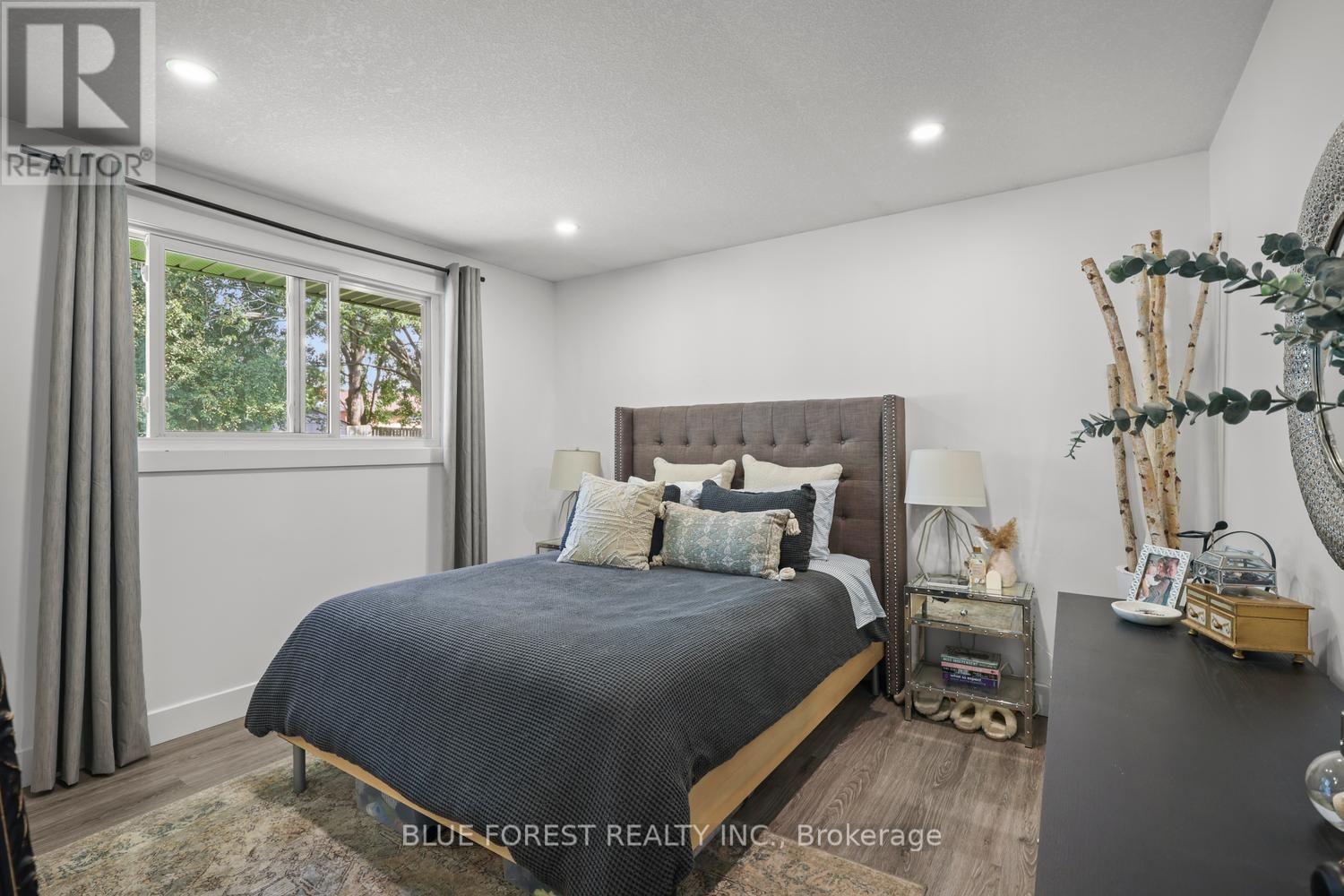 38 Stroud Crescent, London South (South X), ON