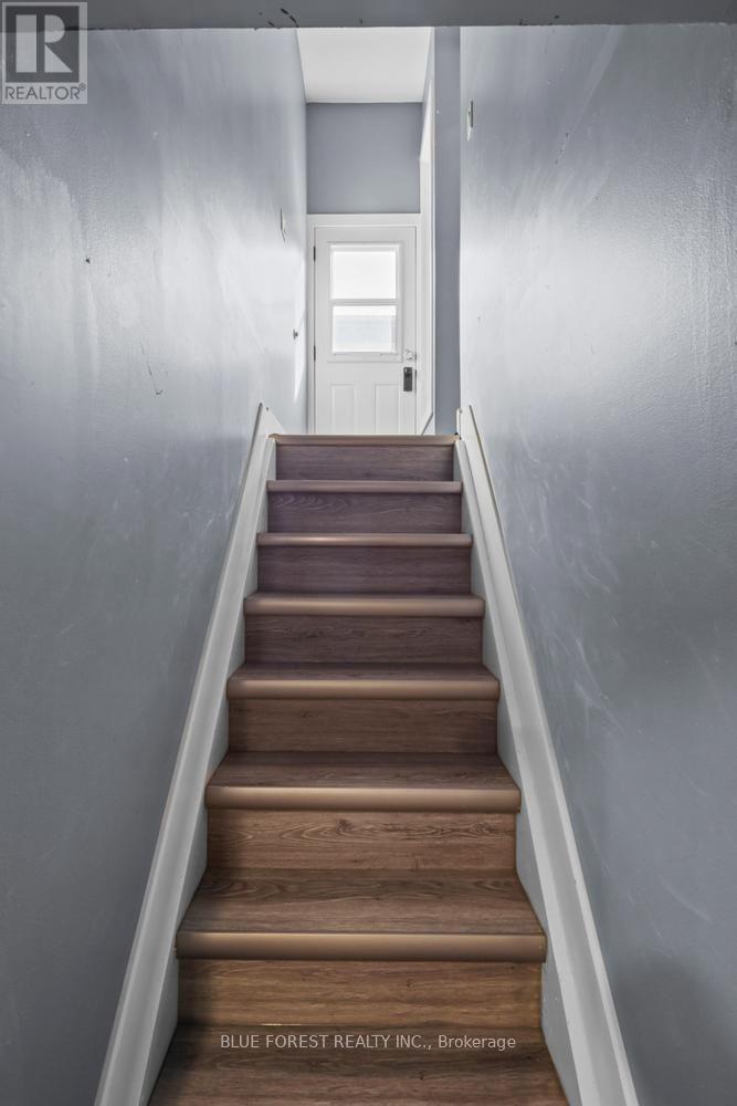 38 Stroud Crescent, London South (South X), ON