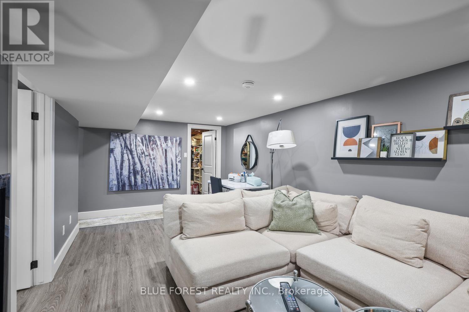 38 Stroud Crescent, London South (South X), ON