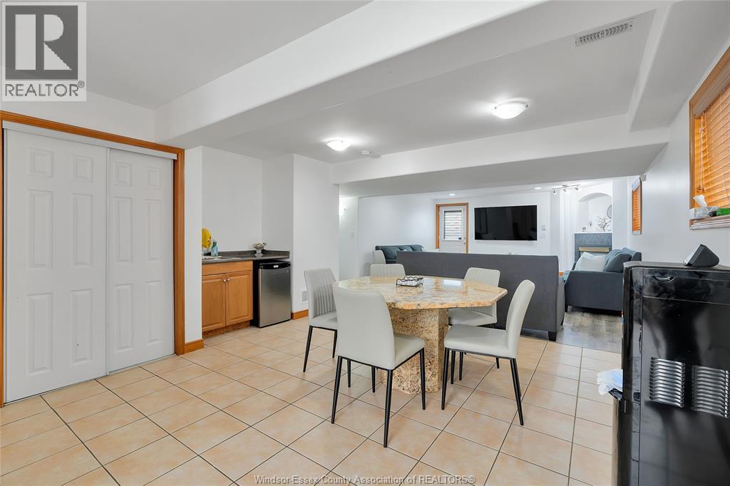 2078 Rockport, Windsor, ON
