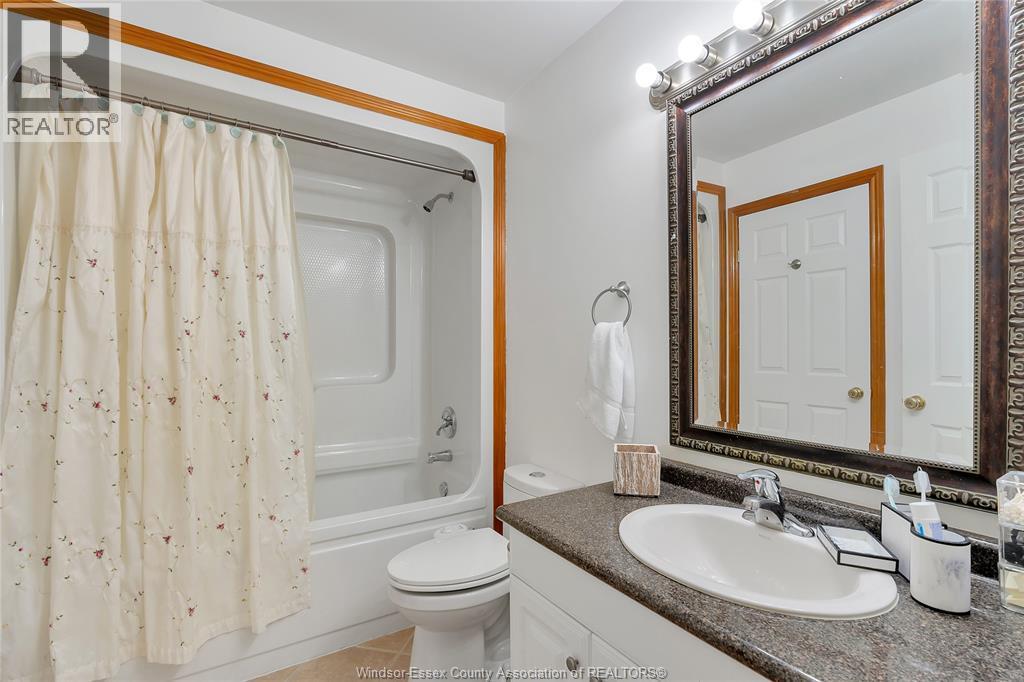 2078 Rockport, Windsor, ON