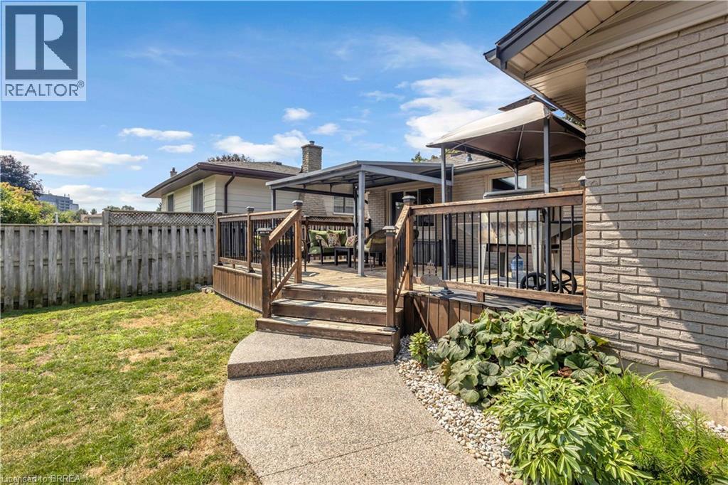 26 Penny Lane, Brantford, ON