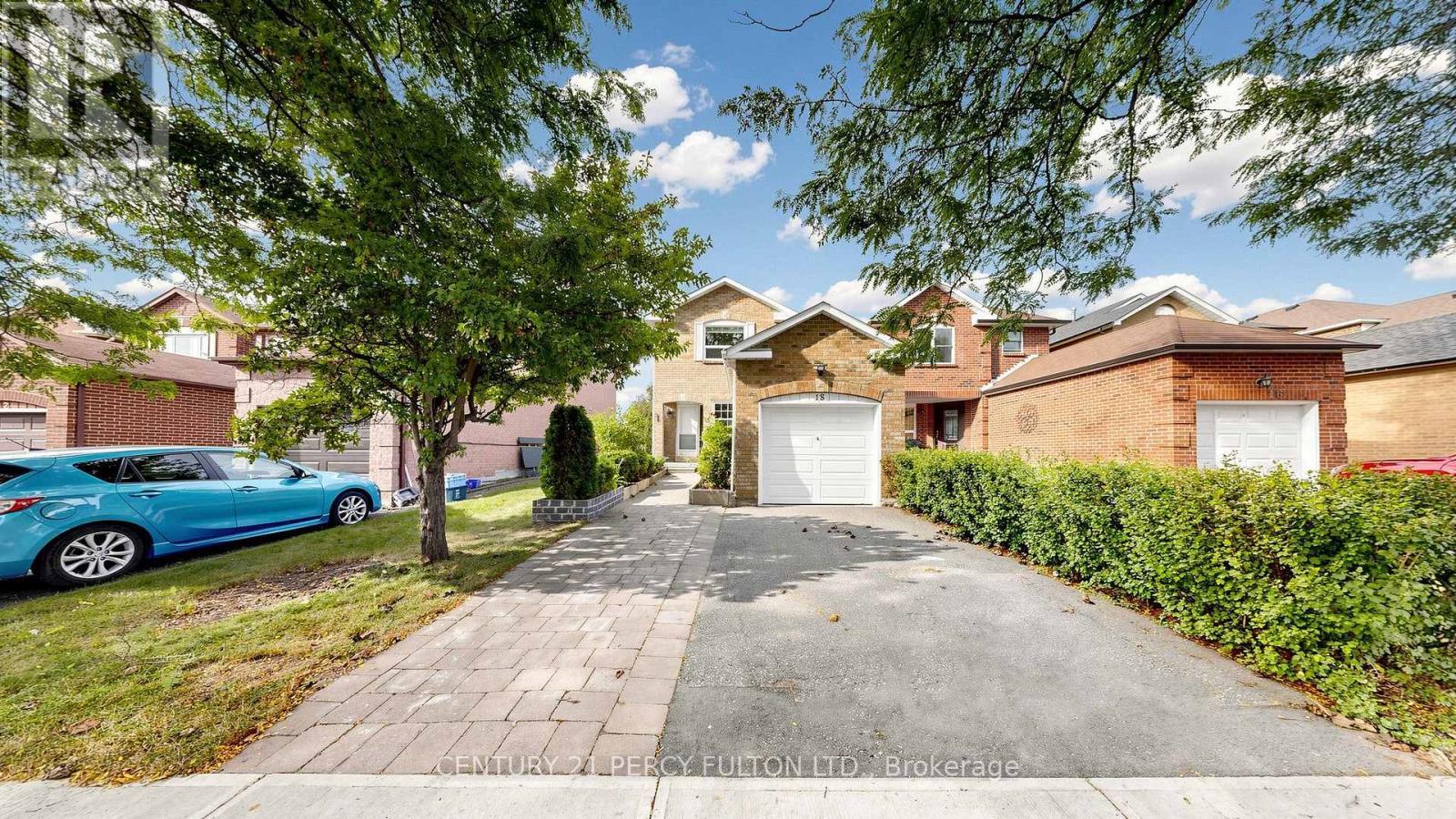 18 Tipton Crescent, Ajax, ON