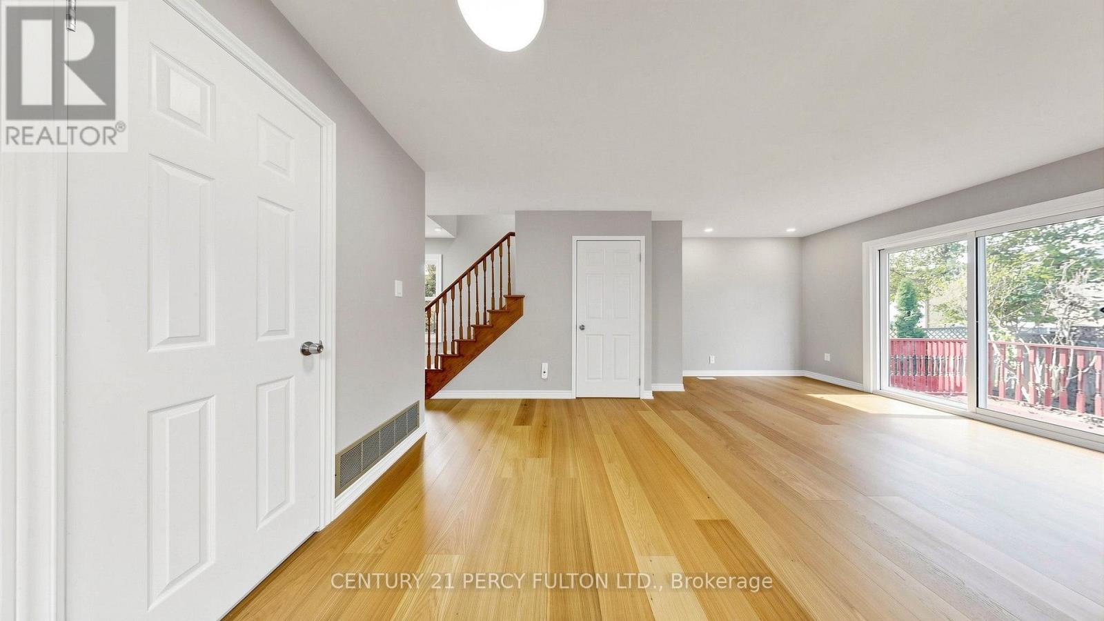 18 Tipton Crescent, Ajax, ON