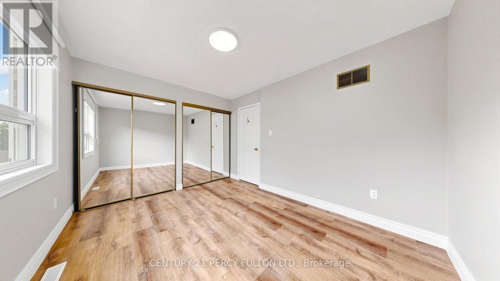 18 Tipton Crescent, Ajax, ON