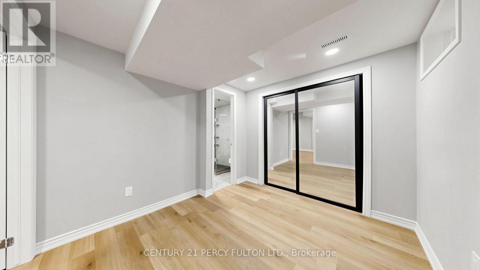 18 Tipton Crescent, Ajax, ON