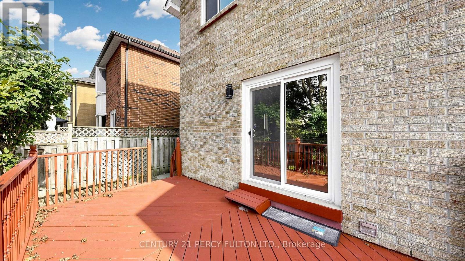 18 Tipton Crescent, Ajax, ON