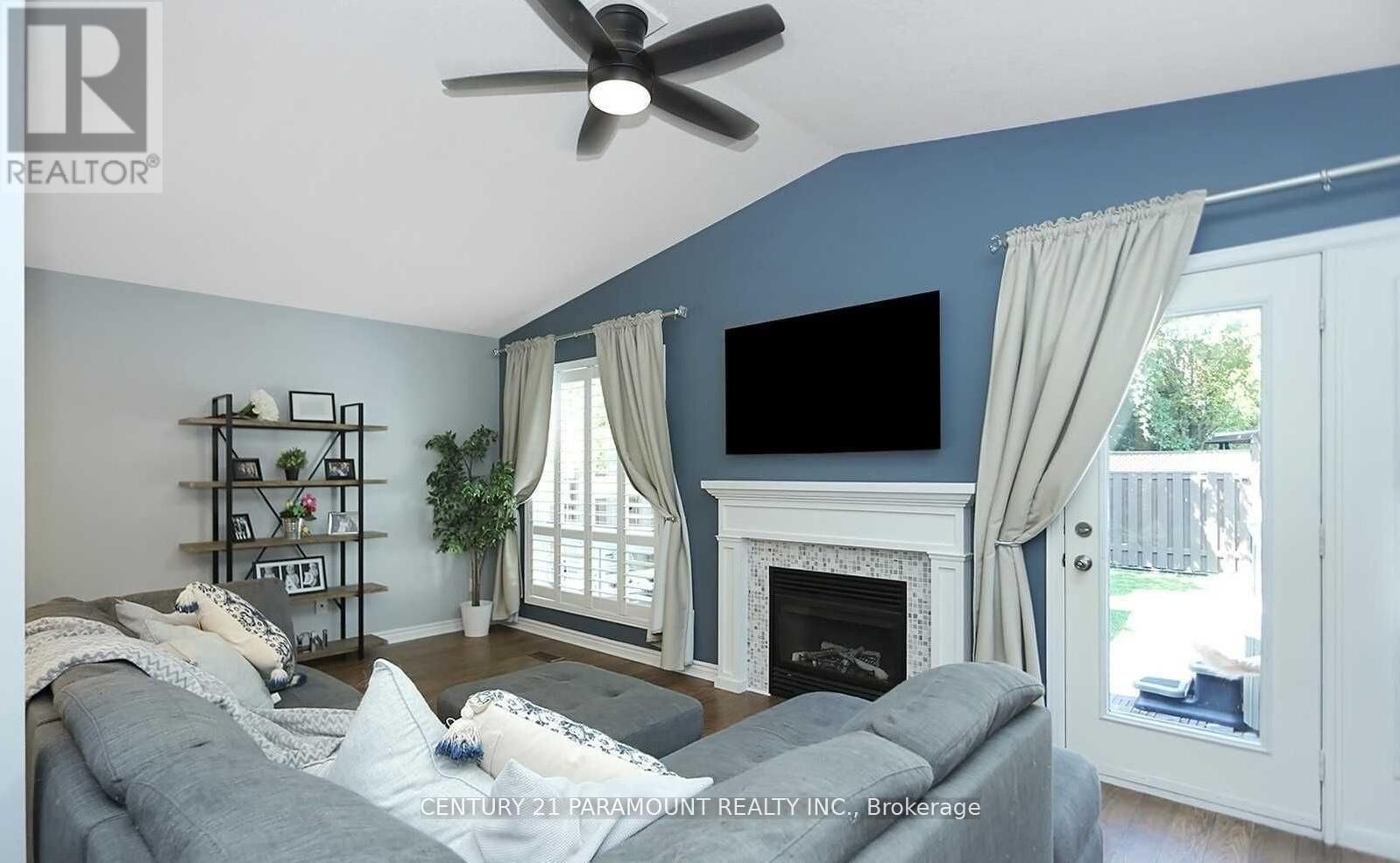 100 Fieldcrest Avenue, Clarington, ON