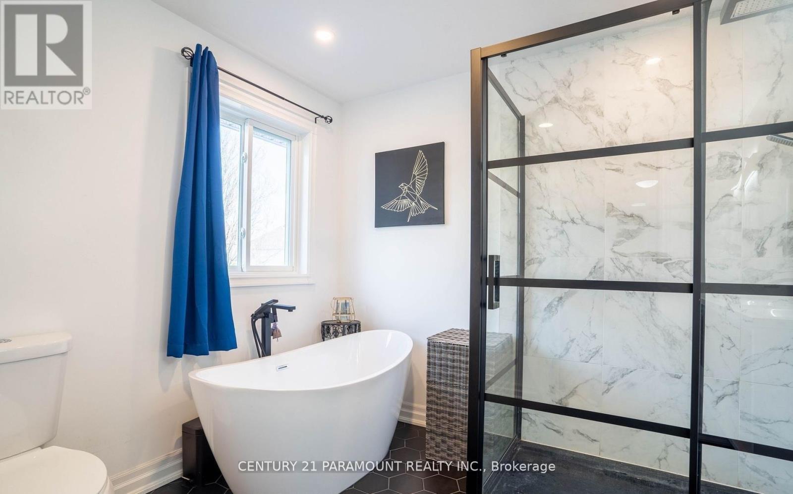 100 Fieldcrest Avenue, Clarington, ON