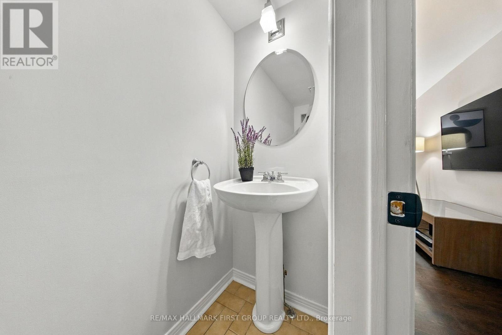 1518 Rawlings Drive, Pickering, ON