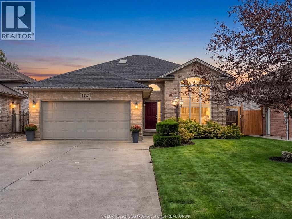 1117 Monarch Meadows Drive, Lakeshore, ON