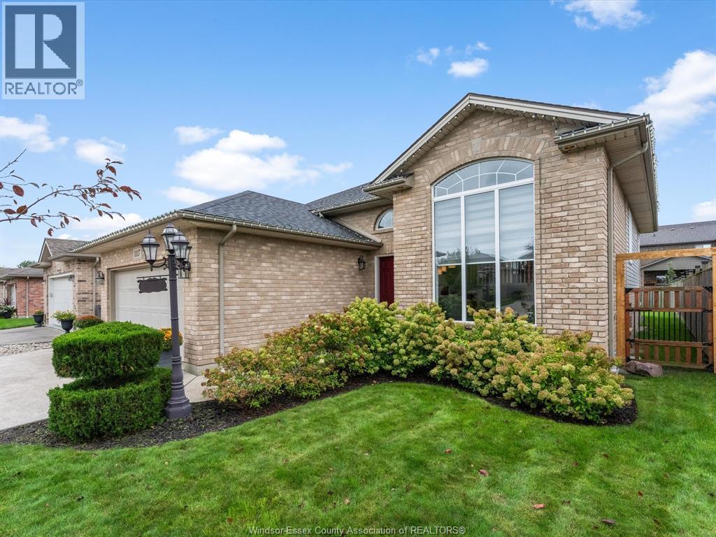 1117 Monarch Meadows Drive, Lakeshore, ON