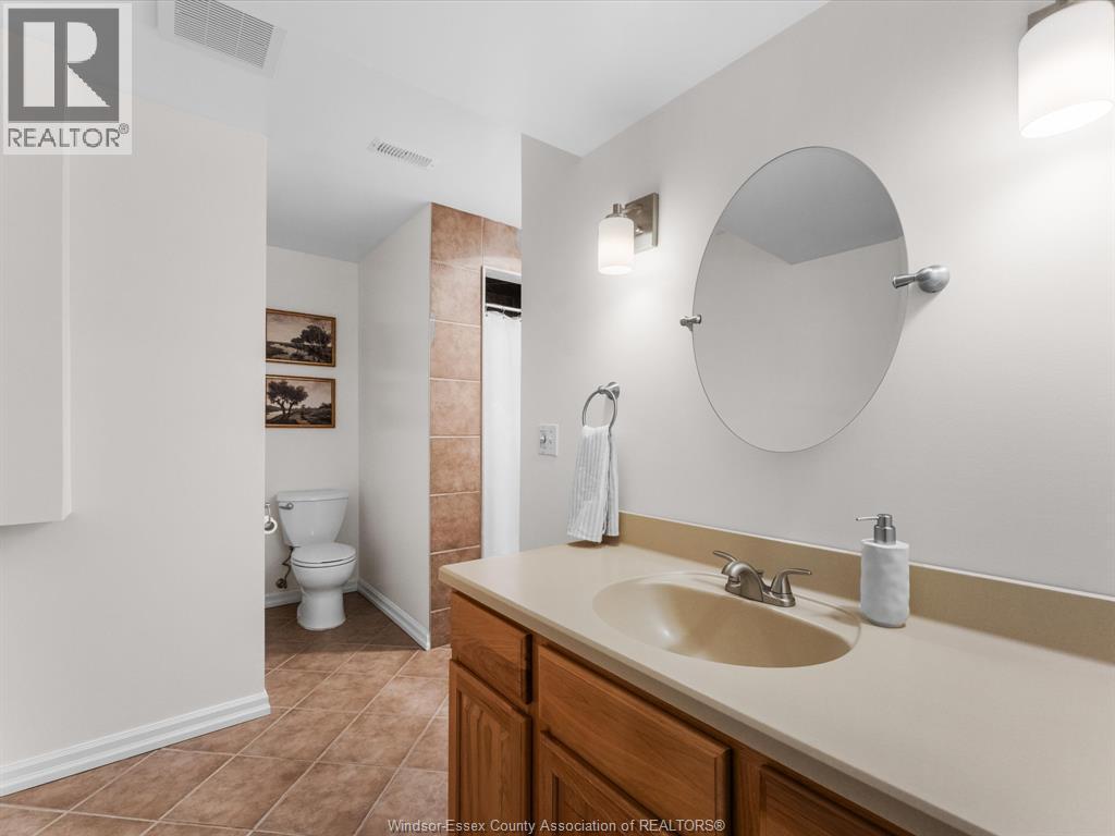 1117 Monarch Meadows Drive, Lakeshore, ON