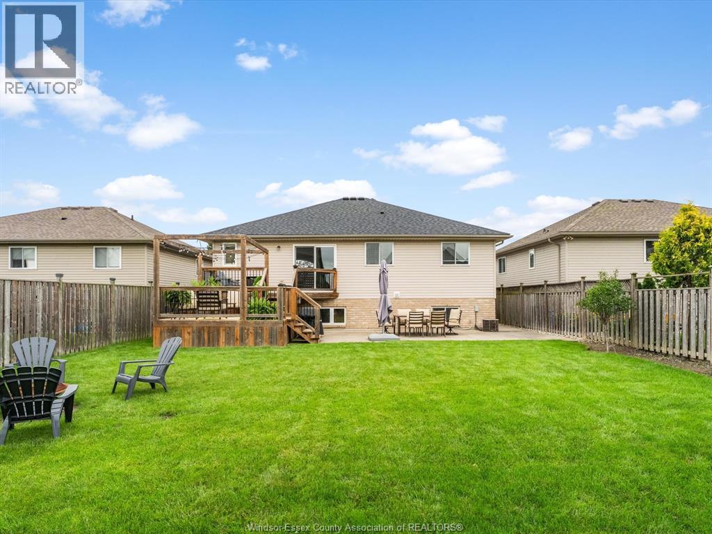 1117 Monarch Meadows Drive, Lakeshore, ON