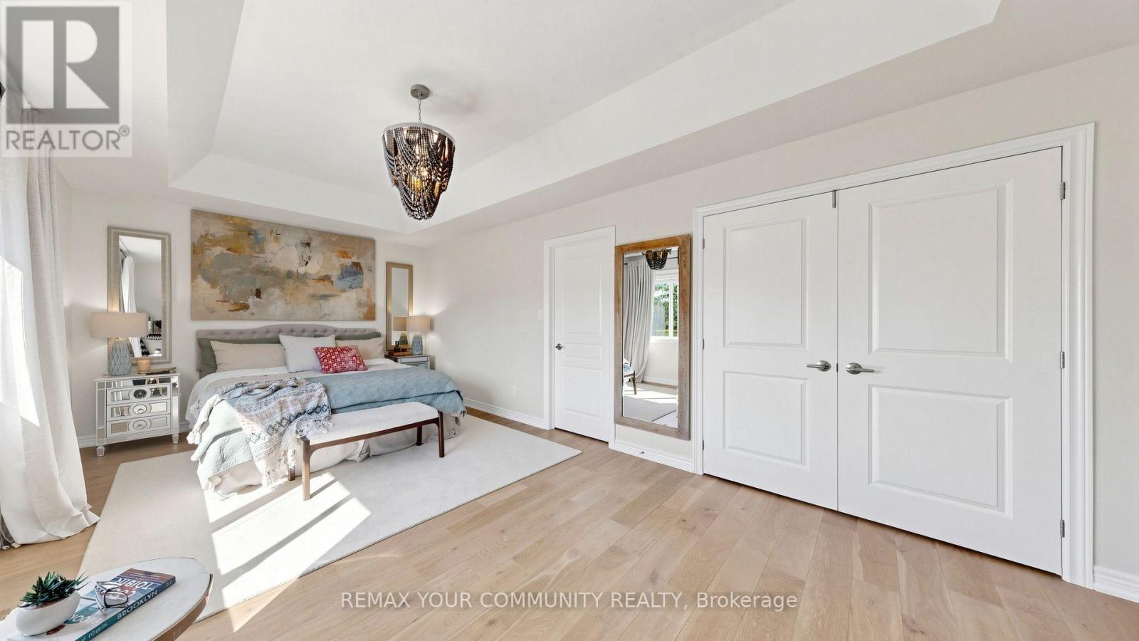 92 Lampkin Street, Georgina, ON