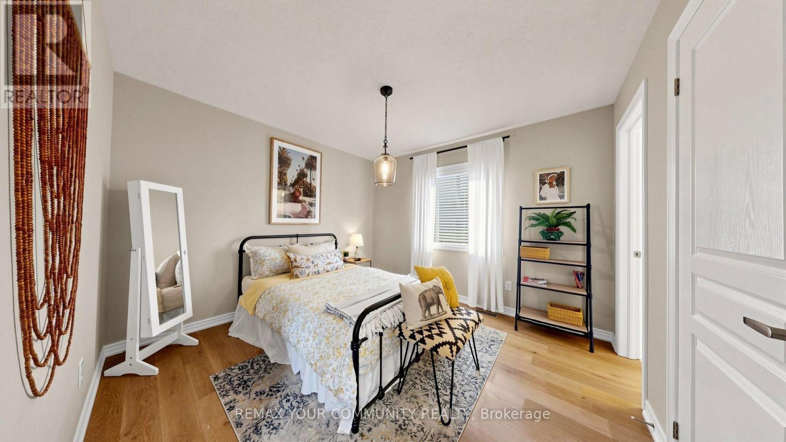 92 Lampkin Street, Georgina, ON