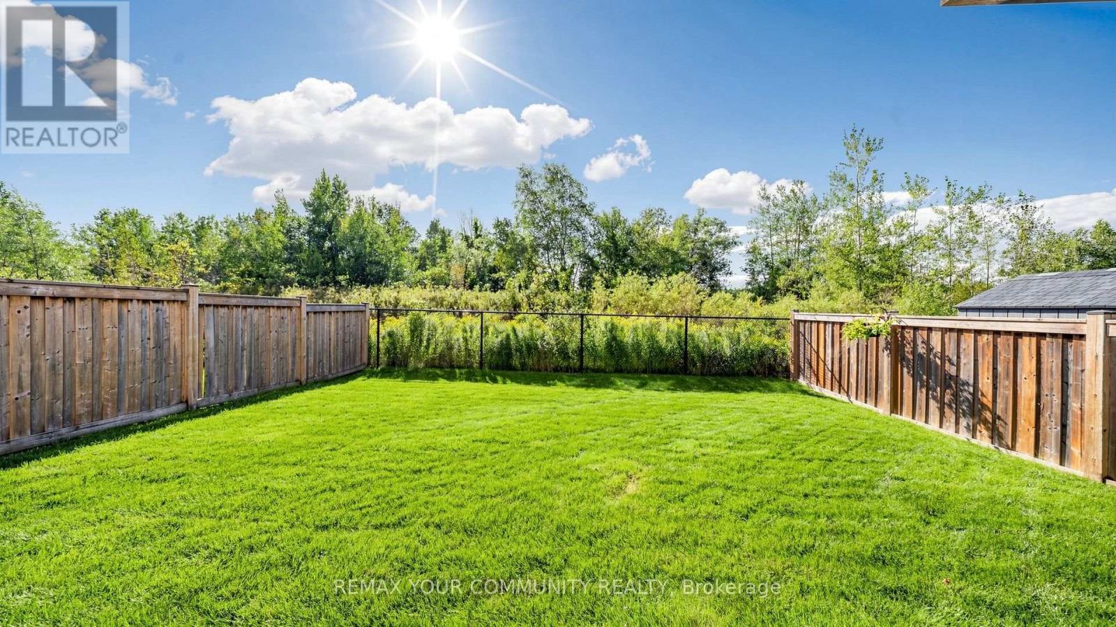 92 Lampkin Street, Georgina, ON