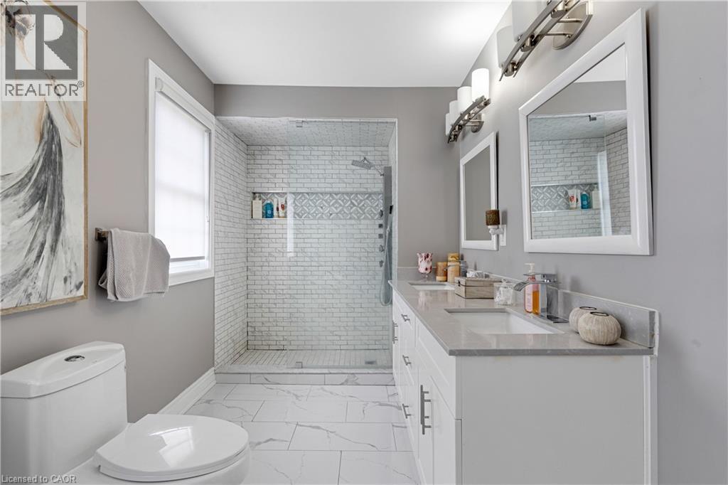 51 Bayne Crescent, Cambridge, ON